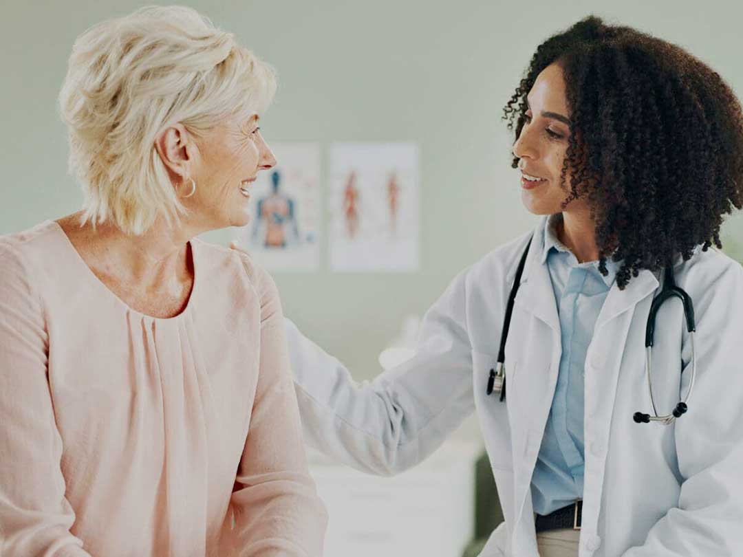 nurses and doctors talking